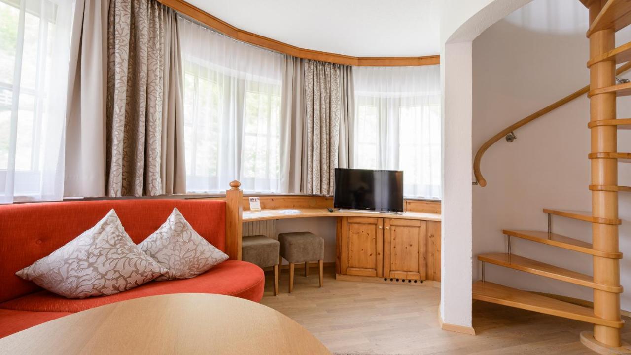 Hotel Garni Castel B&B Ischgl Dış mekan fotoğraf