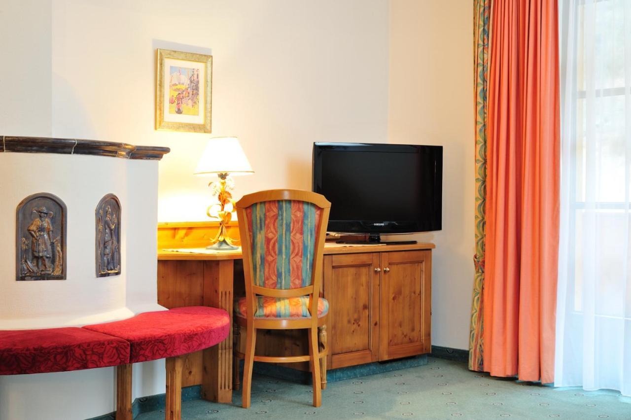 Hotel Garni Castel B&B Ischgl Dış mekan fotoğraf