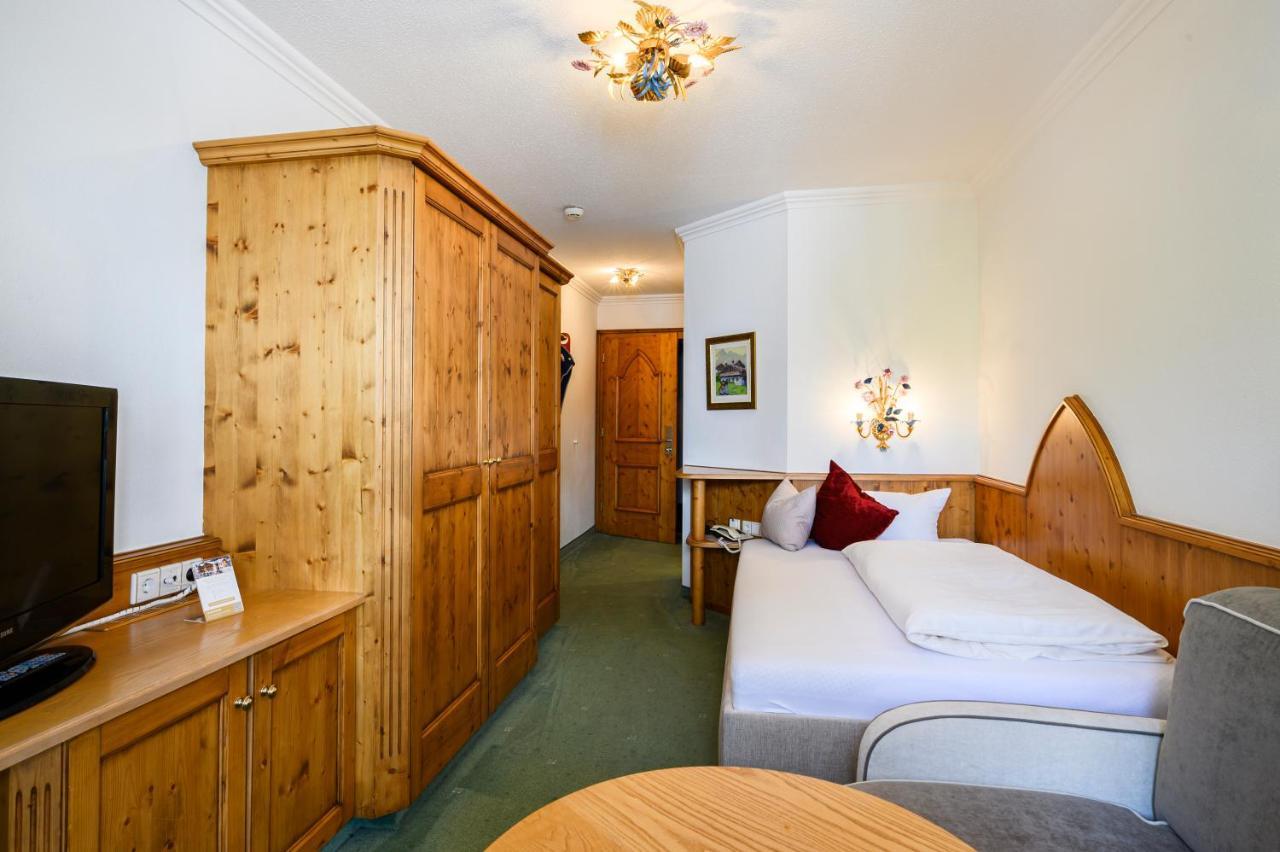 Hotel Garni Castel B&B Ischgl Dış mekan fotoğraf